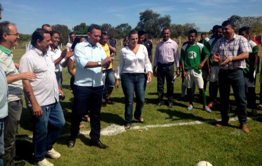 Toinho participa de inauguração do Raimundão