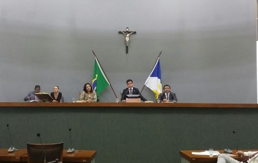 Jorge Frederico preside sessão