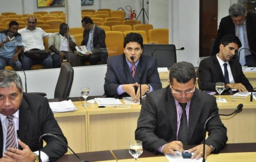 Iratã vota contra aumento na planta