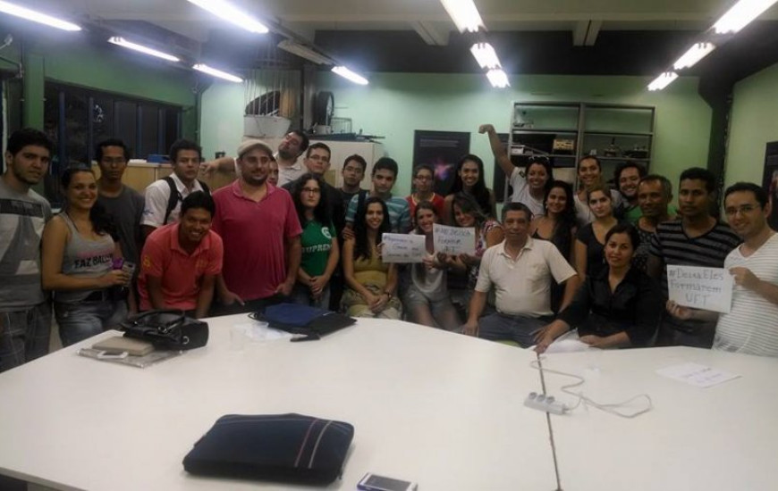 Alunos se solidarizam com os técnicos da UFT