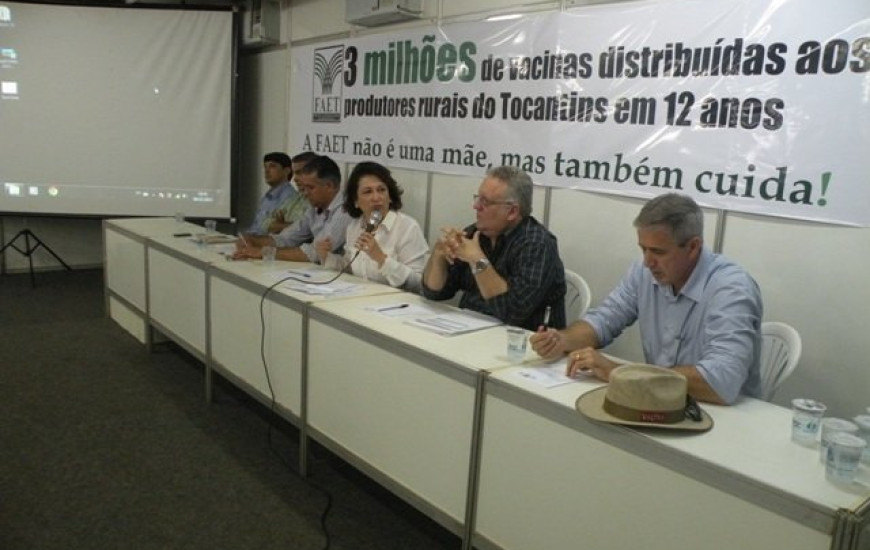 Kátia Abreu e produtores cobram o Basa