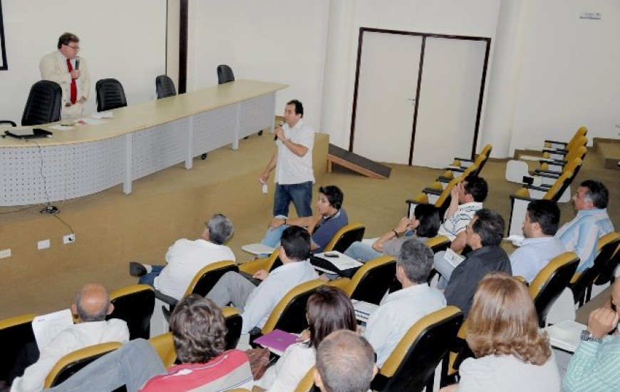 Reunião acontece nesta segunda