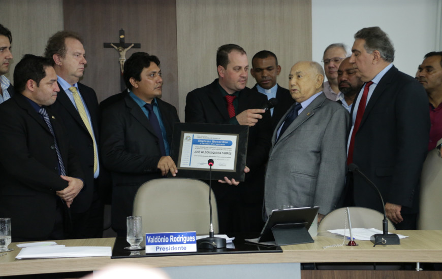 Ex-governador é homenageado em Gurupi