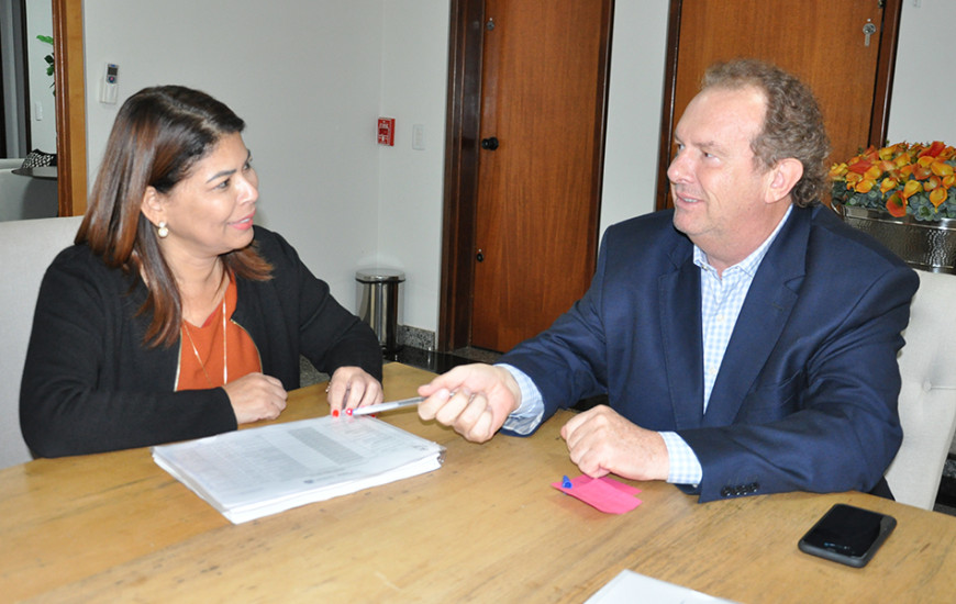 Carlesse e Adriana Aguiar 