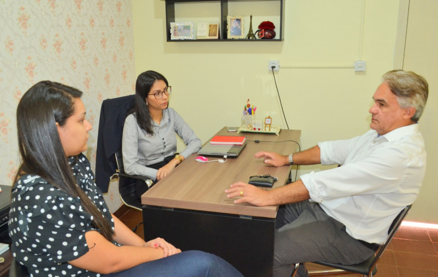 Pré-candidato à Presidência da OAB discute orientação continuada