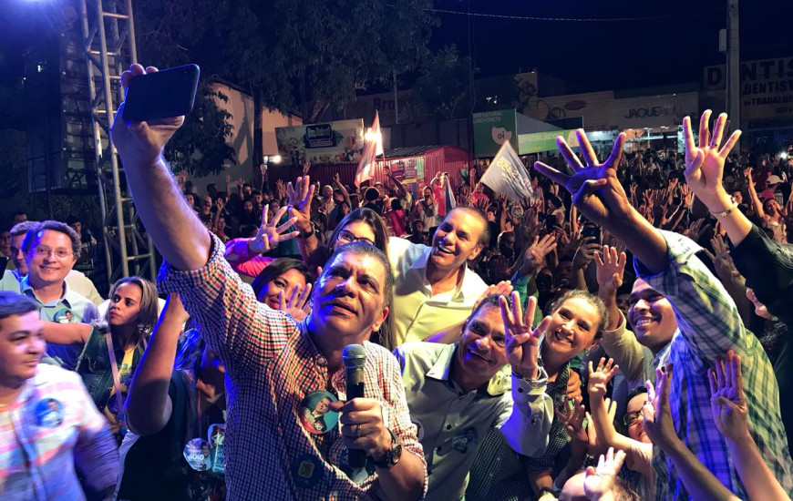 Candidato realizou comício na região Sul da Capital nesta quinta-feira