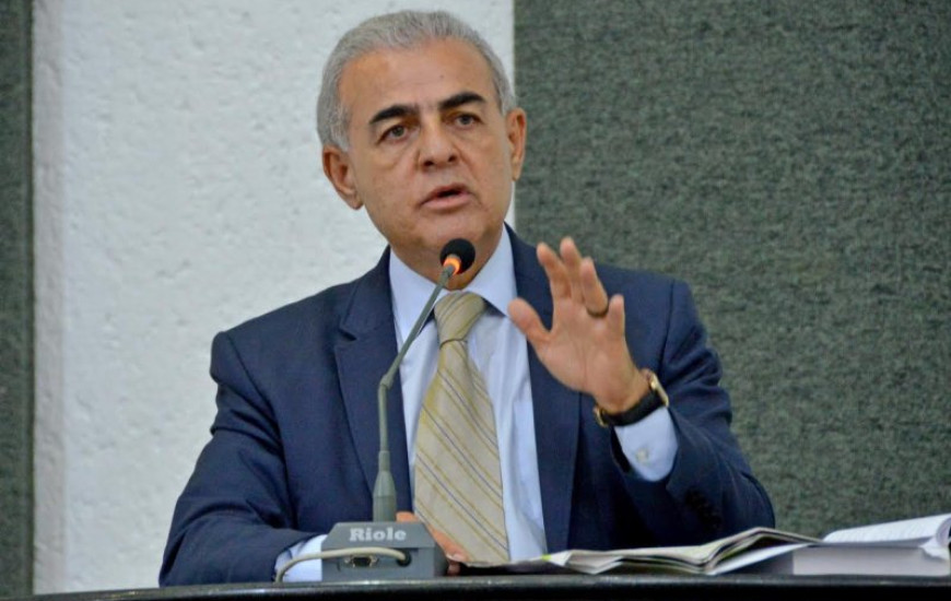 Deputado Paulo Mourão apresenta PEC