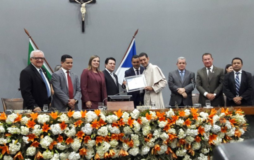 Homenageados recebem título de cidadão do TO