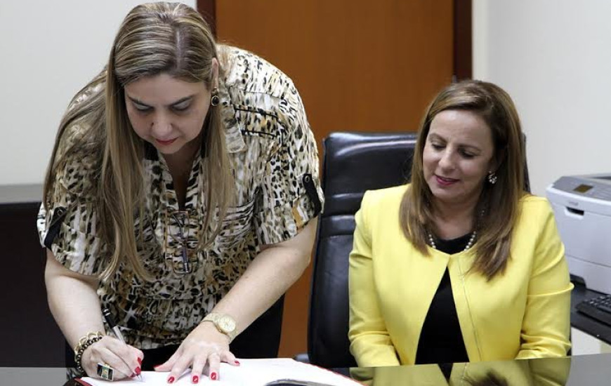 Flávia Afini Bovo assume Fórum de Palmas