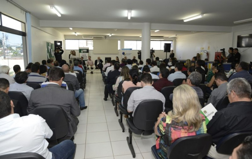 Cerca de 200 pessoas participaram