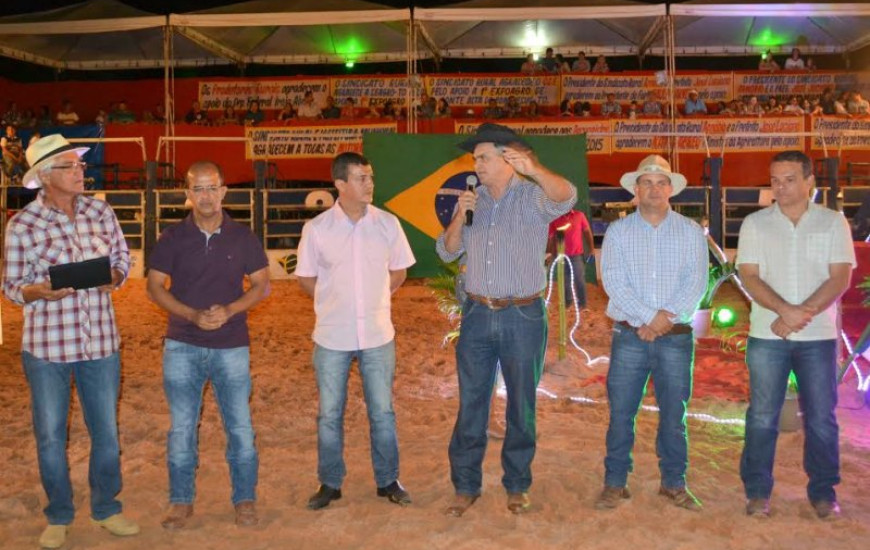 Paulo Carneiro participa da abertura