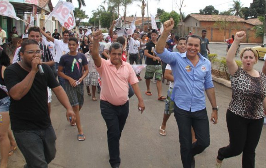 Ataídes em campanha em Taguatinga