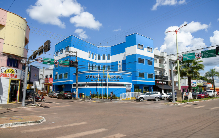 Casa de Leis tem 90 dias para alterar a legislação local e extinguir cargos