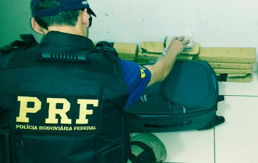 A PRF encontrou aproximadamente 17kg de substância análoga à maconha