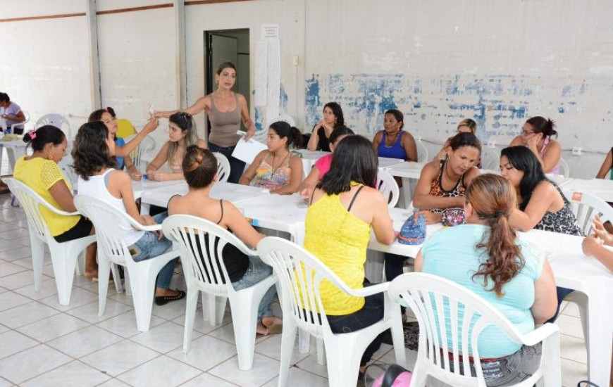 Oficinas de crochê e técnicas de vendas