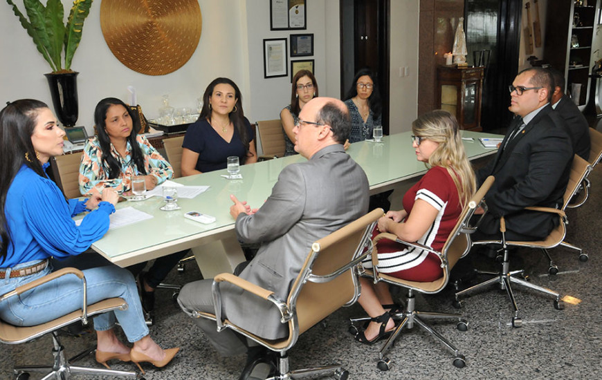 Primeira-dama, Fernanda Carlesse conduziu reunião