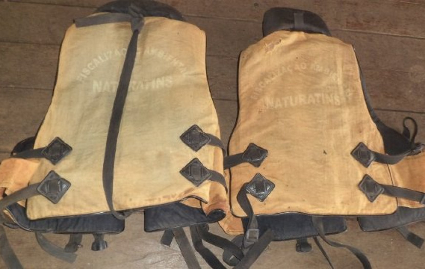 Coletes salva-vidas não devem ser usados