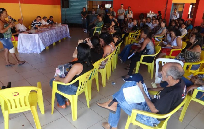 Miranda diz que governo não respeita o servidor