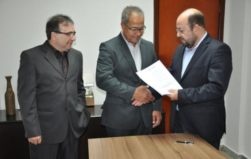 Após acordo, hospital terá atendimento 24h