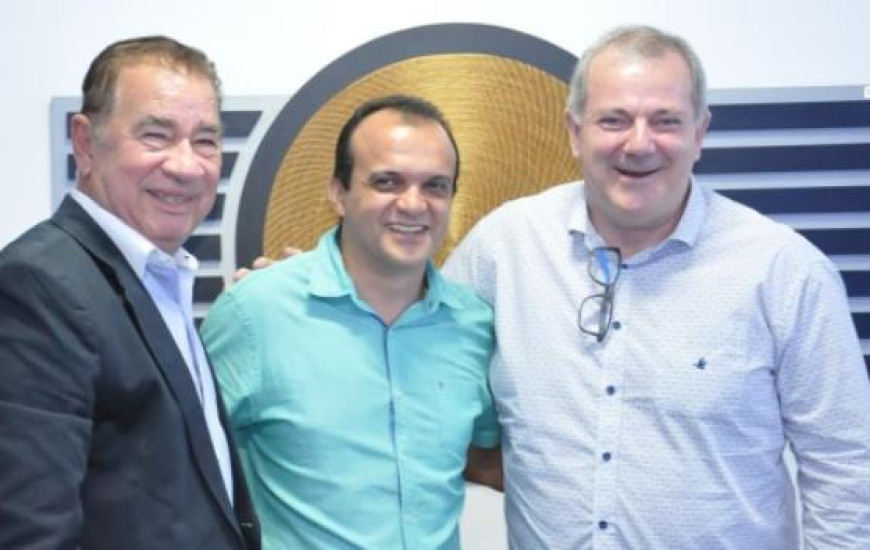 Hennemann visita prefeito Joaquim Maia