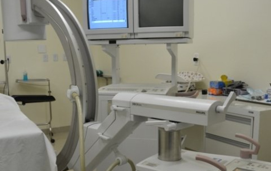 Unimed Palmas adquire arco cirúrgico