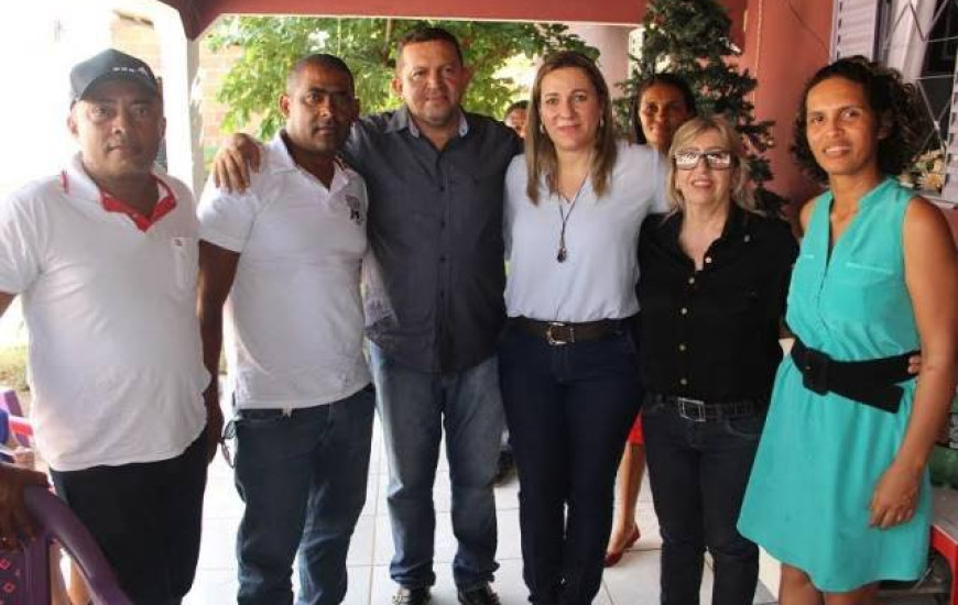 Dulce visita comunidades do Bico do Papagaio