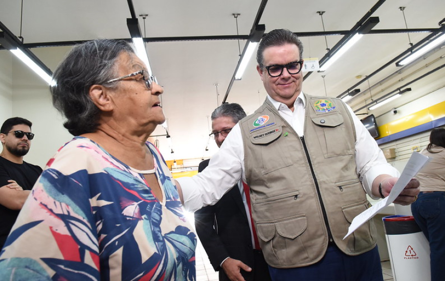 Ministro da Previdência, Wolney Queiroz, acompanhou o atendimento de aposentados