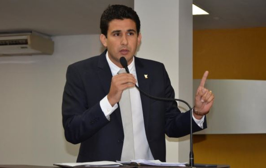 Andrino rebate questionamentos de Júnior Geo