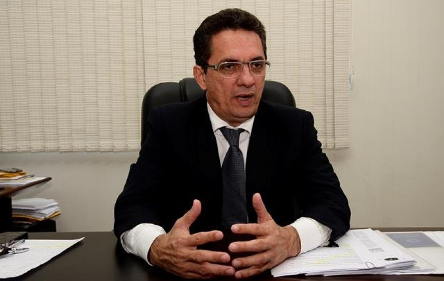 Cordeiro esclarece situação de Lelis