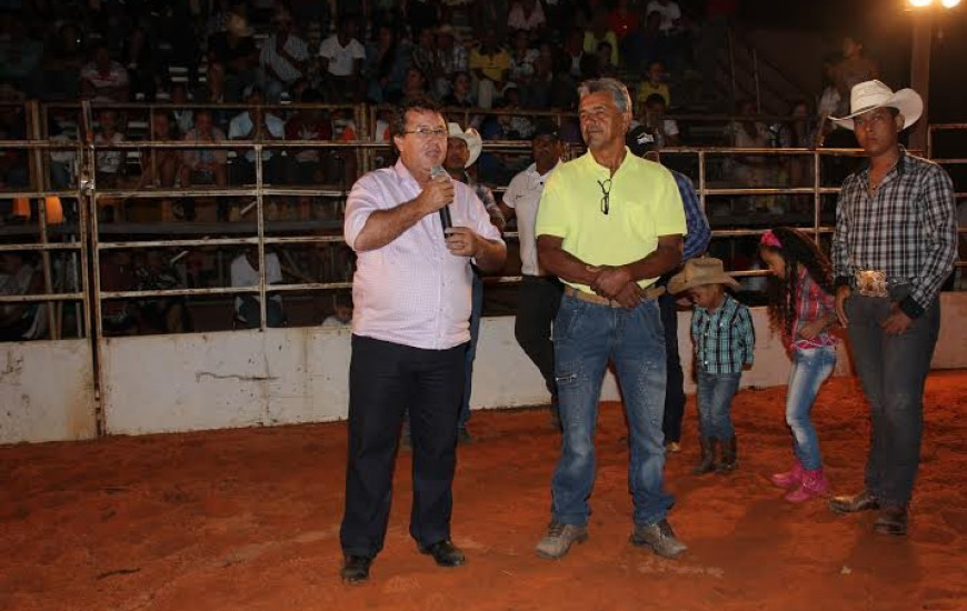 Deputado apoia e incentiva festas tradicionais