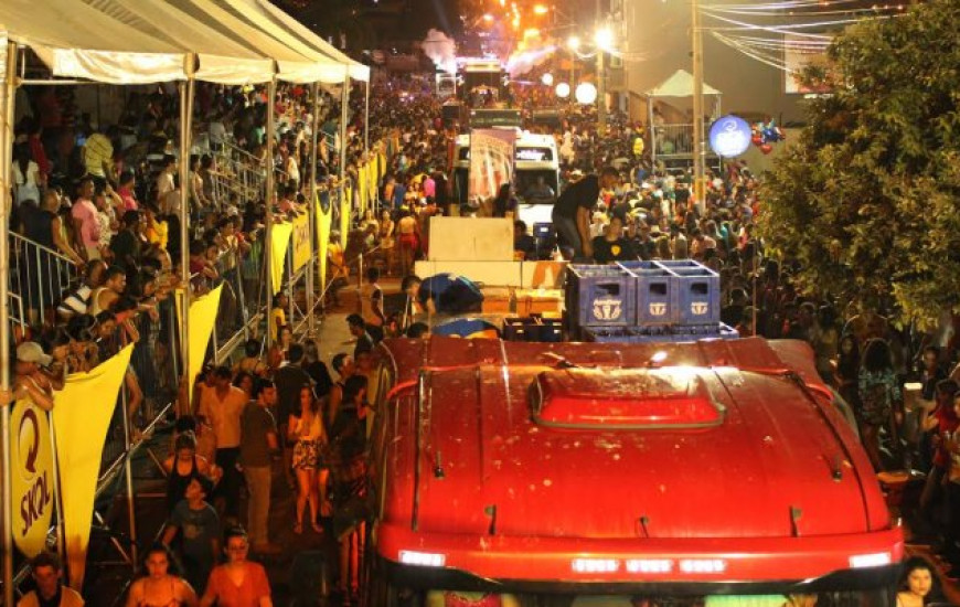 Carnaval leva milhares de pessoas a Gurupi