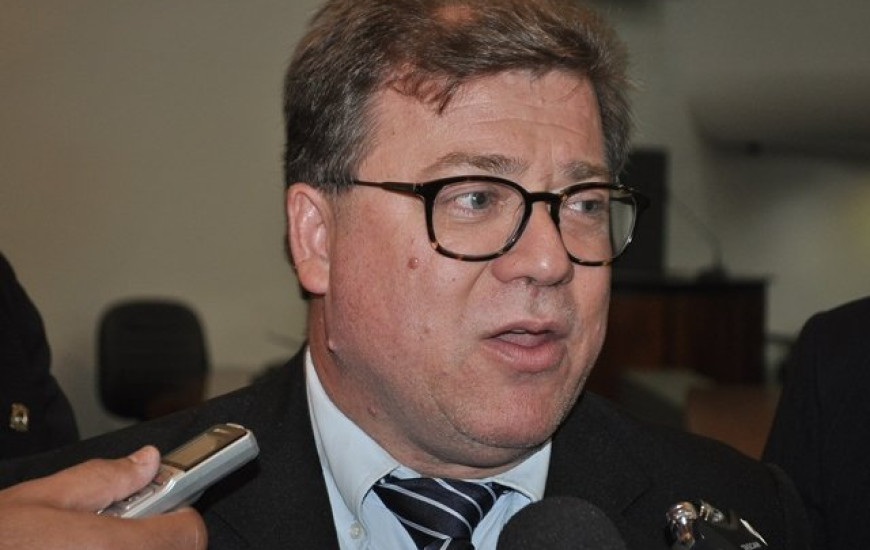 Secad diz que não tem data para chamar aprovados