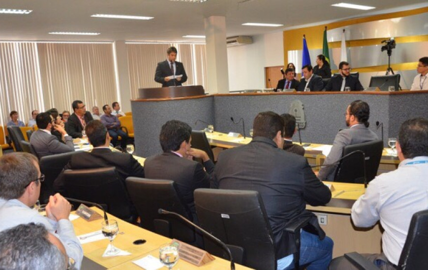 Câmara pode ter sessões ainda esta semana