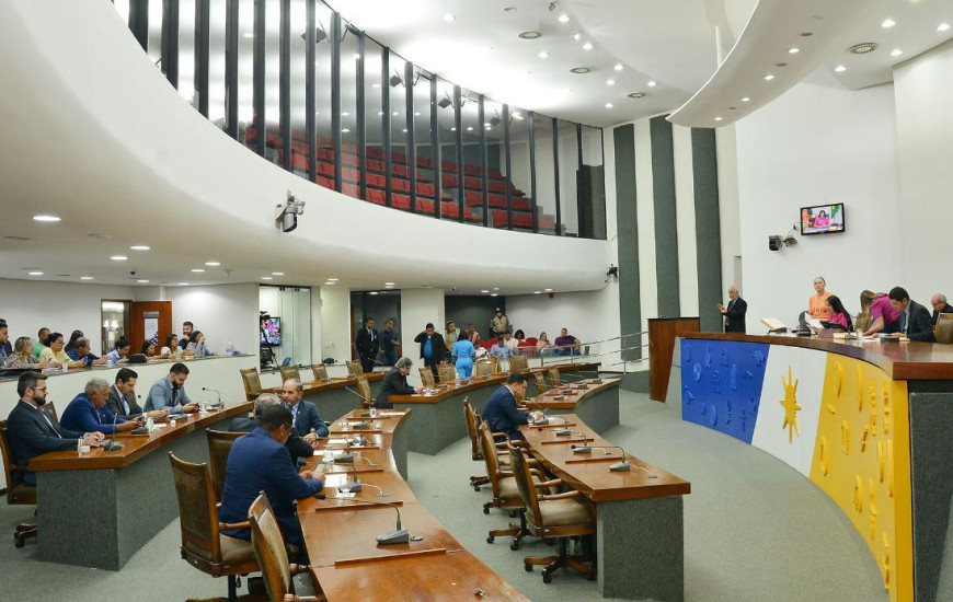 Matérias serão encaminhadas ao plenário