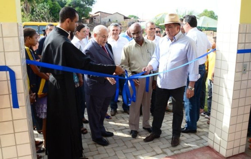 3ª escola de tempo integral é inaugurada