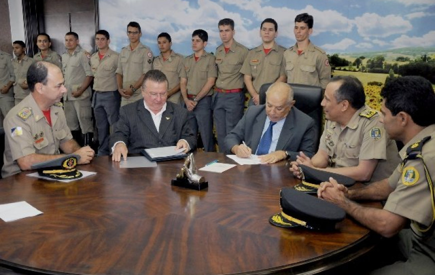 Mais de 70 foram promovidos