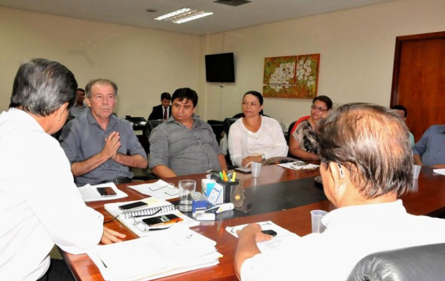 Reunião foi realizada na Sesau