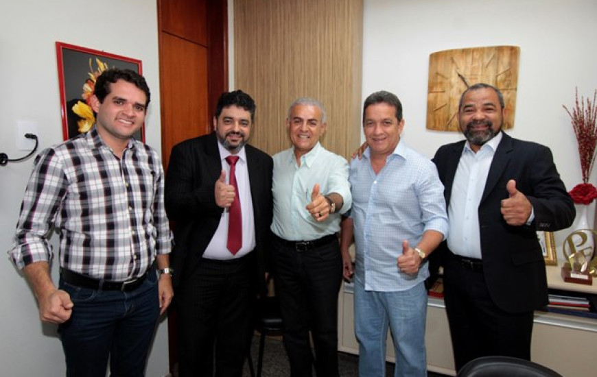 Mourão recebeu presidentes de entidades 