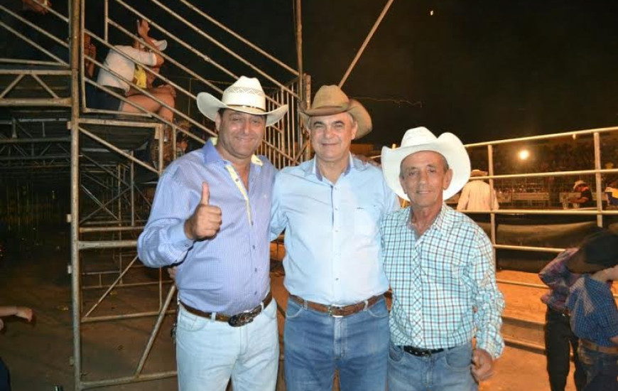 Presidente da Faet, Paulo Carneiro, em evento