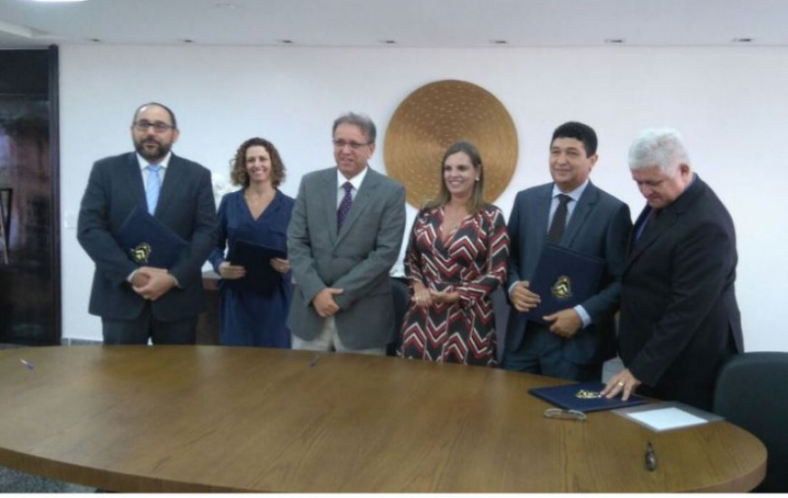 Governador deu posse a novos secretários