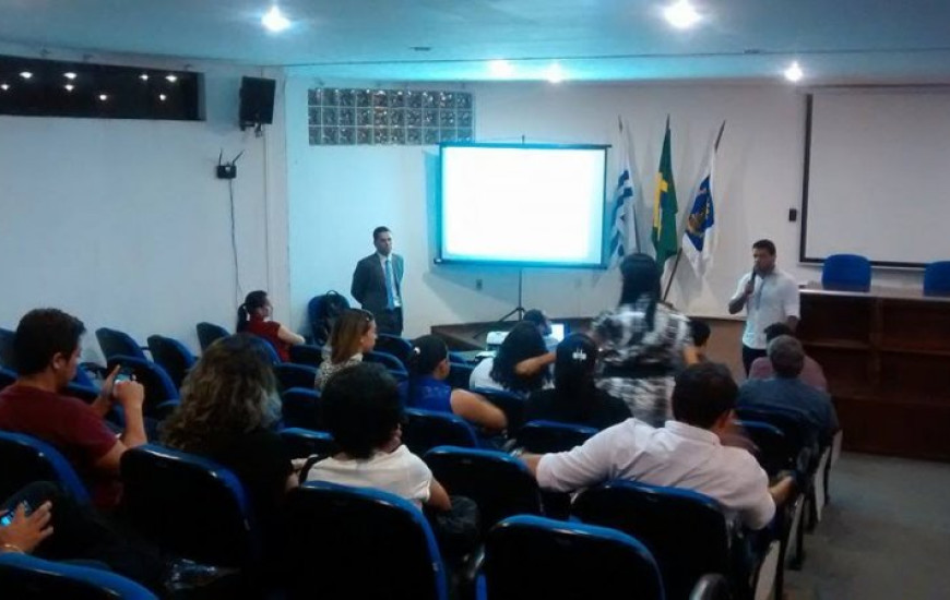 Profissionais autônomos consideram aumento abusivo