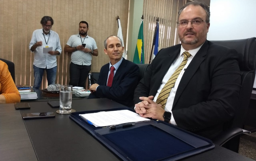 Sandro Armando durante coletiva de imprensa na tarde desta segunda-feira, 7