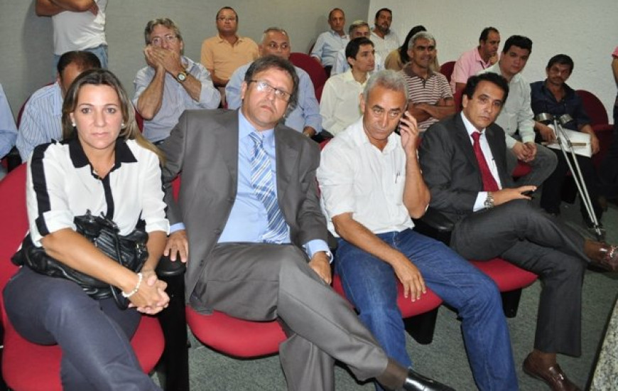 Dulce acompanhou votação tensa