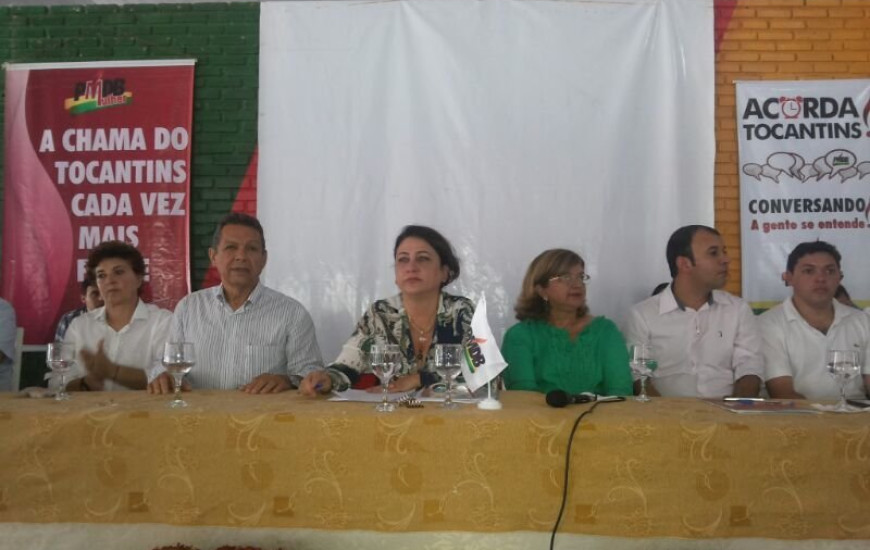 Kátia Abreu: exibindo certidões