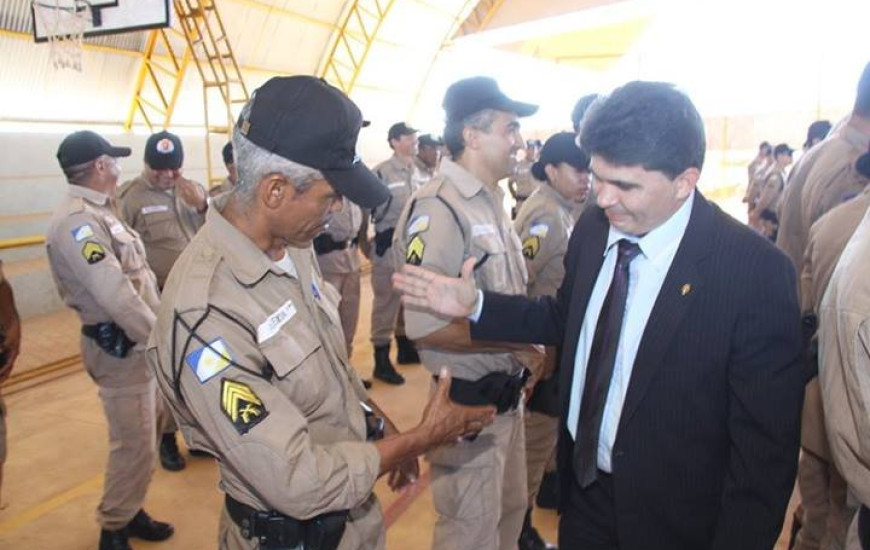 Negreiros agradece apoio de militares