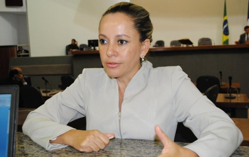 Deputada Josi Nunes (PMDB)