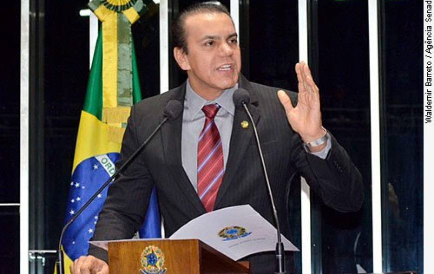 Senador Ataídes Oliveira