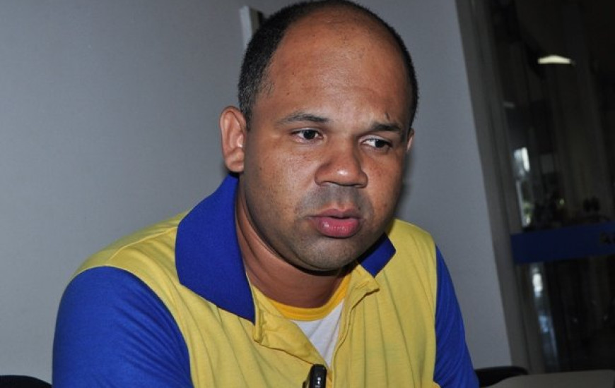 Pedro Dito comemora aprovação