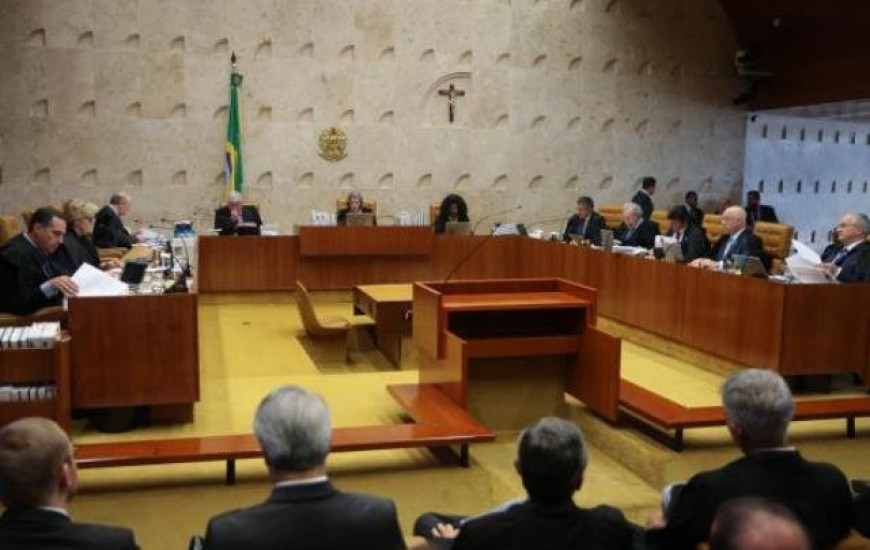 Maioria do STF decidiu manter Renan em presidência