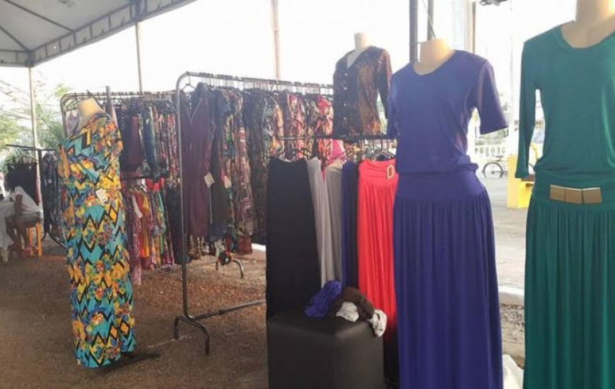 Feira acontece a cada 15 dias